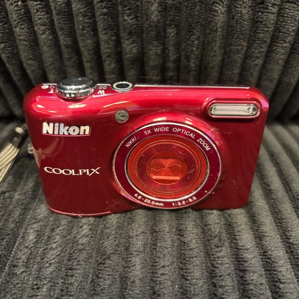 Nikon Coolpix L28 Red 20.1MP Digital Camera 5x Wide Optical Zoom HD Video